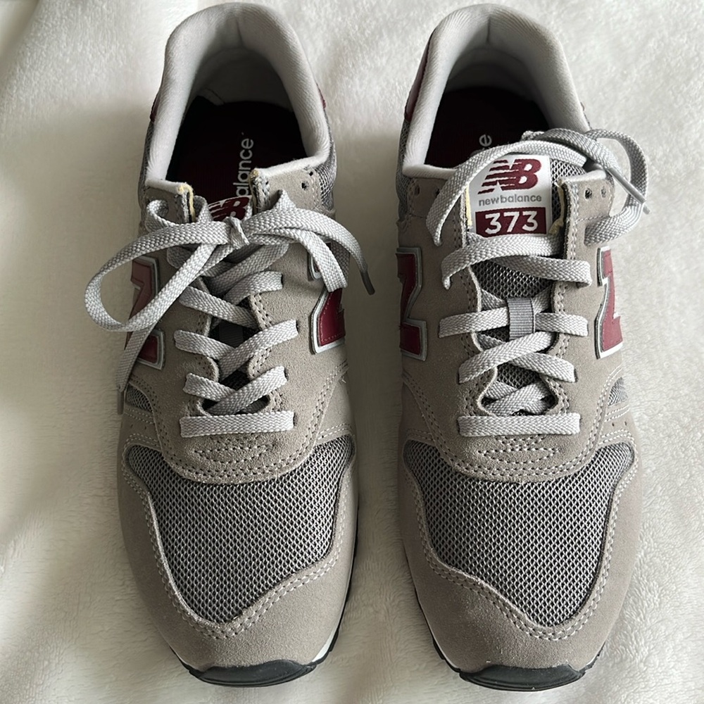 ( Brand new )New Balance 373 sneakers